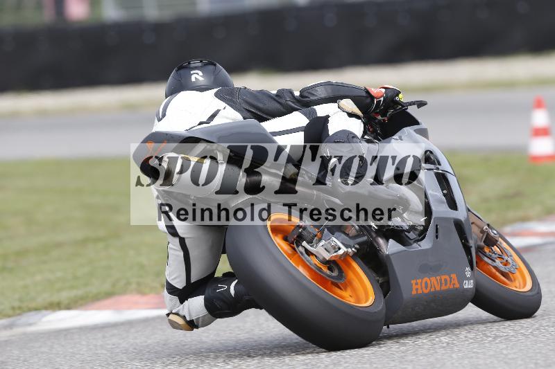 /Archiv-2024/67 10.09.2024 TZ Motorsport Training ADR/Gruppe rot/22